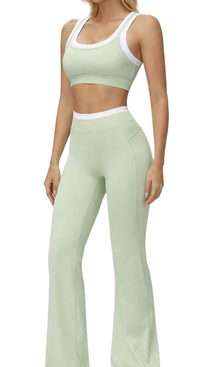 Beata Flared Leggings | High Waisted