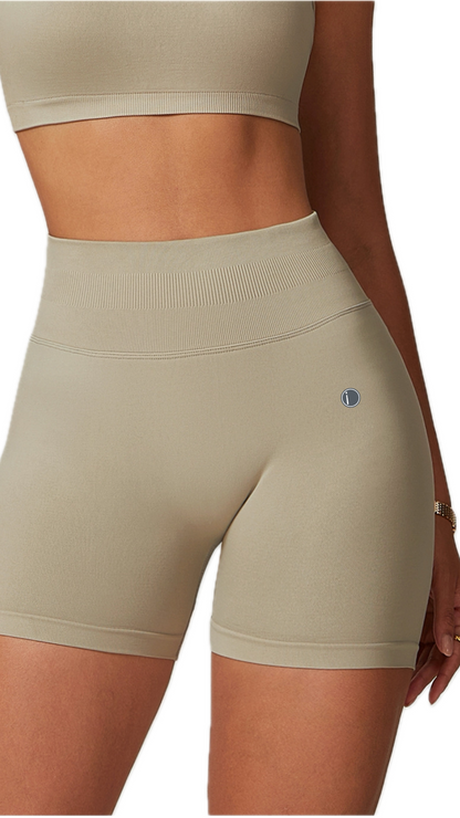 Rosa II. Seamless Bike Shorts | Terracotta